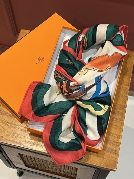 Streetwear Scarf Hermes  325893 SIZE:140*140cm