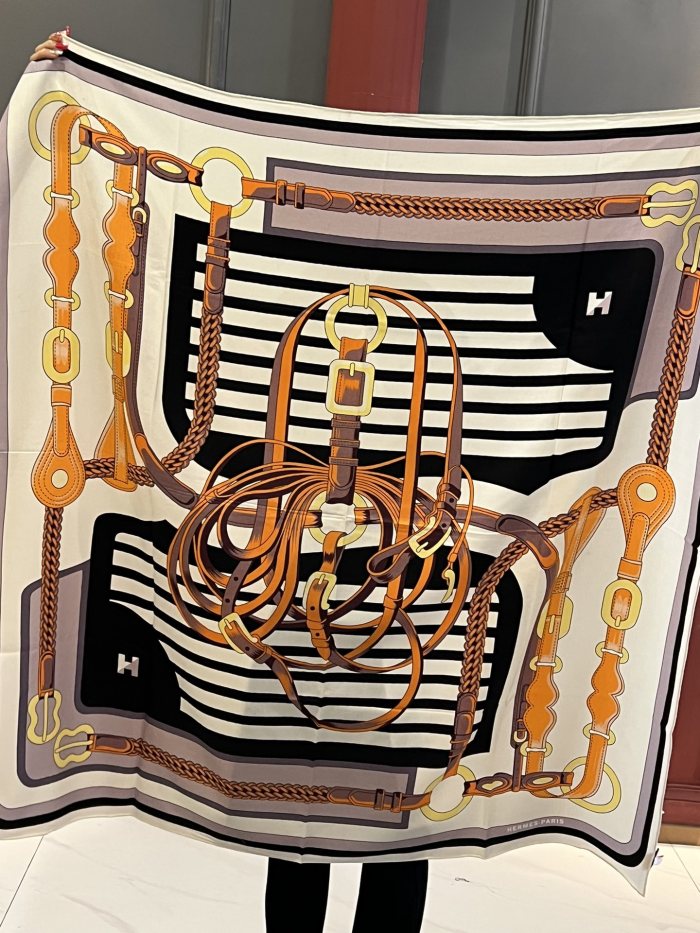 Streetwear Scarf Hermes  325894 SIZE:140*140cm