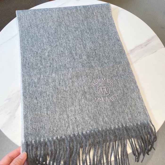 Streetwear Scarf Hermes  325932 SIZE:30*190cm