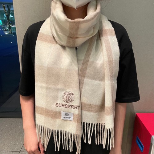 Streetwear Scarf BURBERRY 325947 size：32X200cm