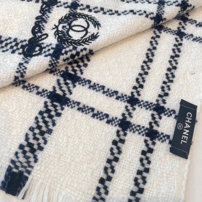 Streetwear Scarf CHANEL 325928 size：40*190cm