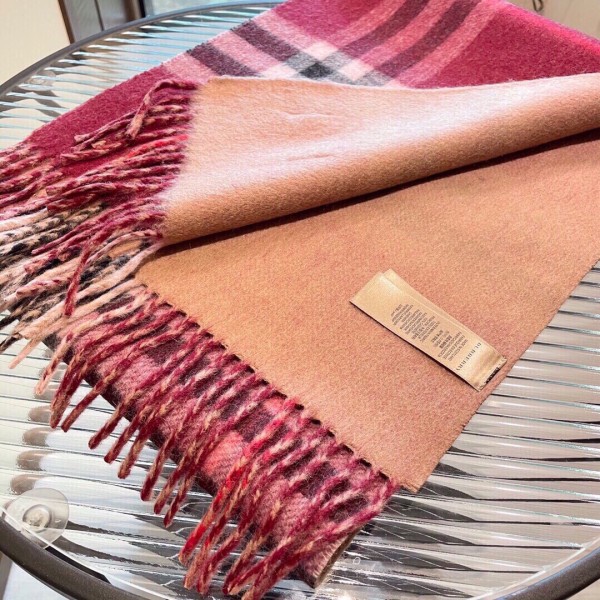 Streetwear Scarf BURBERRY 325942 size：32*200cm