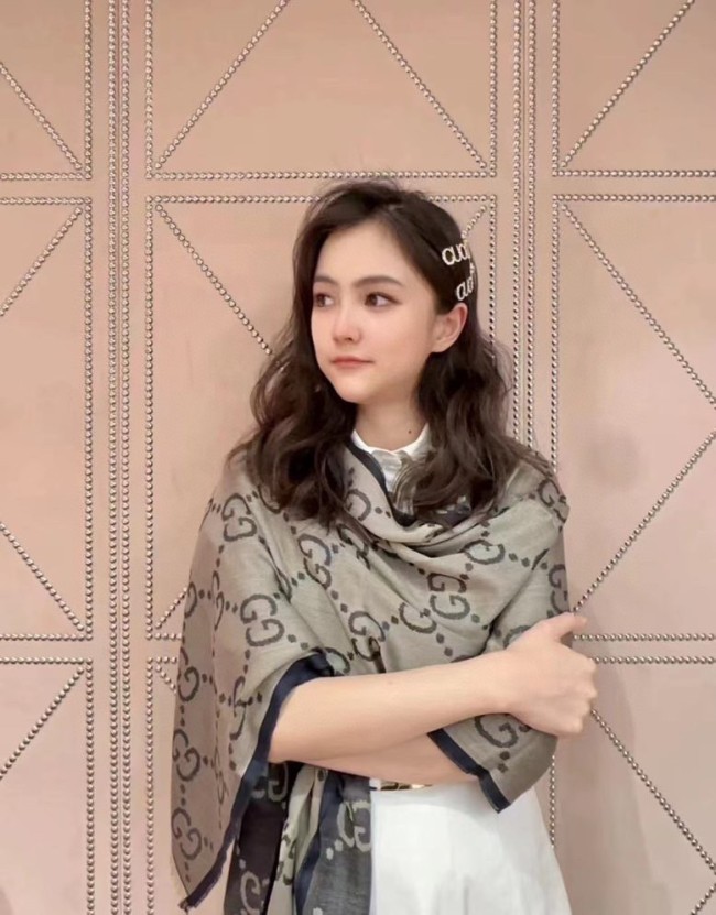 Streetwear Scarf GUCCI 325897 SIZE:70cm*205cm