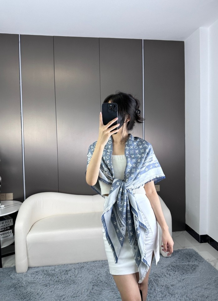 Streetwear Scarf LV 325906 SIZE:140*140cm
