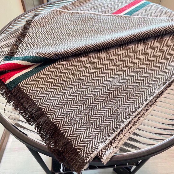 Streetwear Scarf GUCCI 325935 SIZE:70x200cm