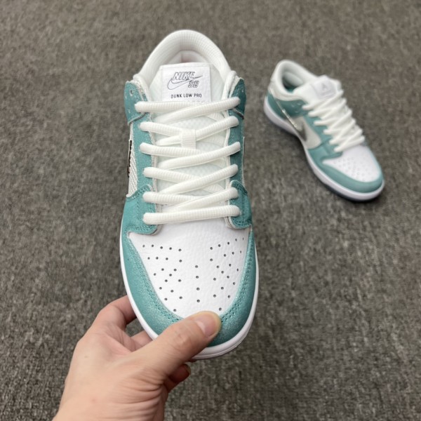 Nike SB Dunk Low April Skateboards