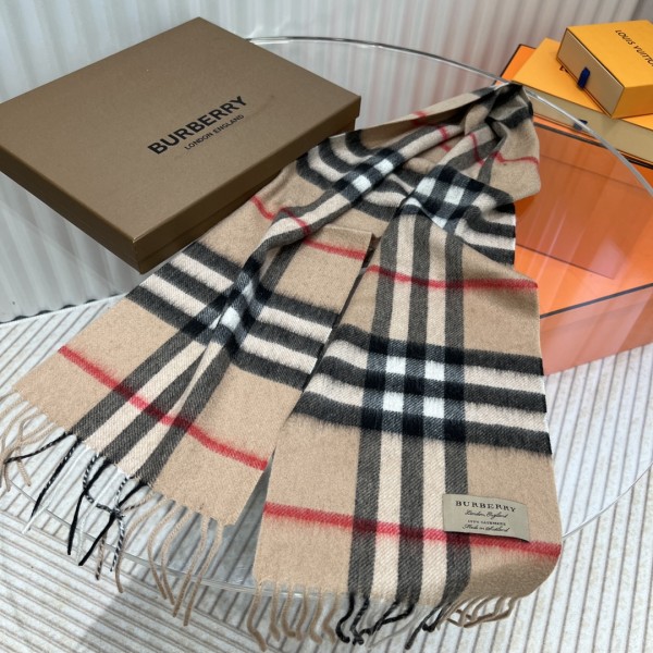 Streetwear Scarf BURBERRY 325922 size：138*20cm