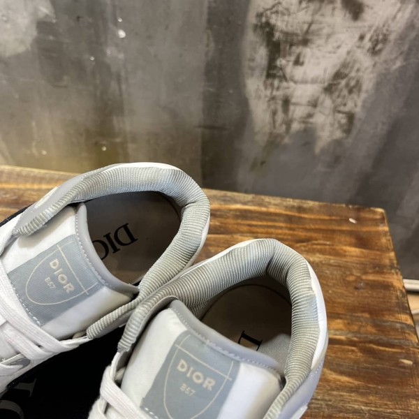 DIOR B57 Mid Oblique Grey