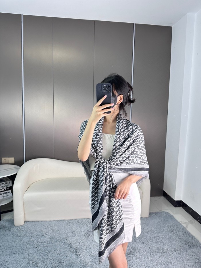 Streetwear Scarf Dior 325910 SIZE:140 x 140cm