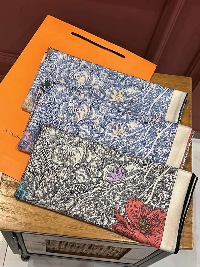 Streetwear Scarf Hermes  325881 SIZE:140*140cm