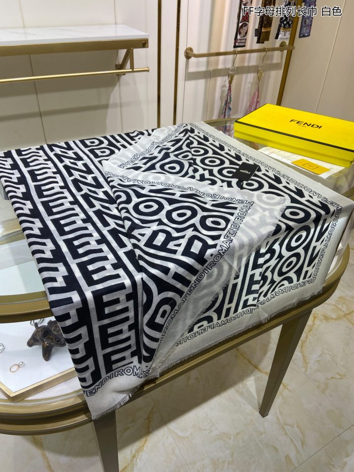 Streetwear Scarf FENDI 325669 SIZE:200*110cm