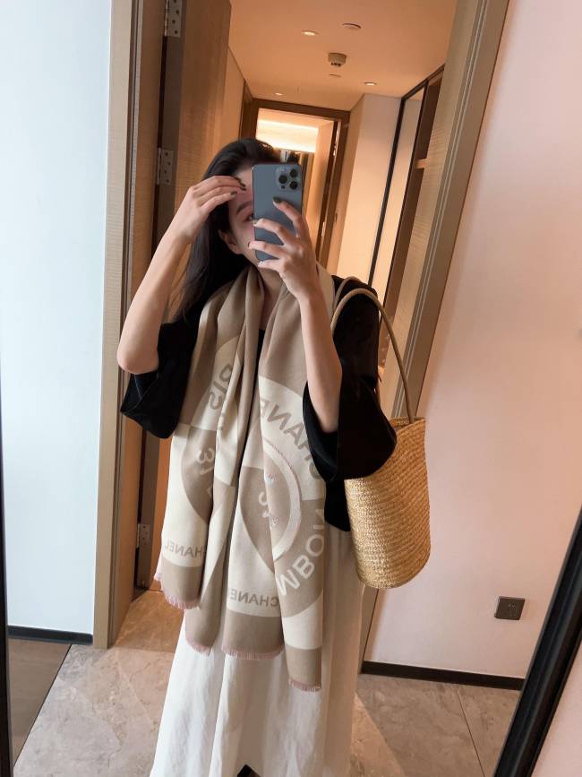 Streetwear Scarf CHANEL 325866 size：70cm*180cm