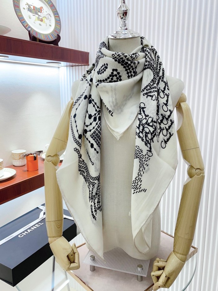 Streetwear Scarf CHANEL 325715 size：140*140cm