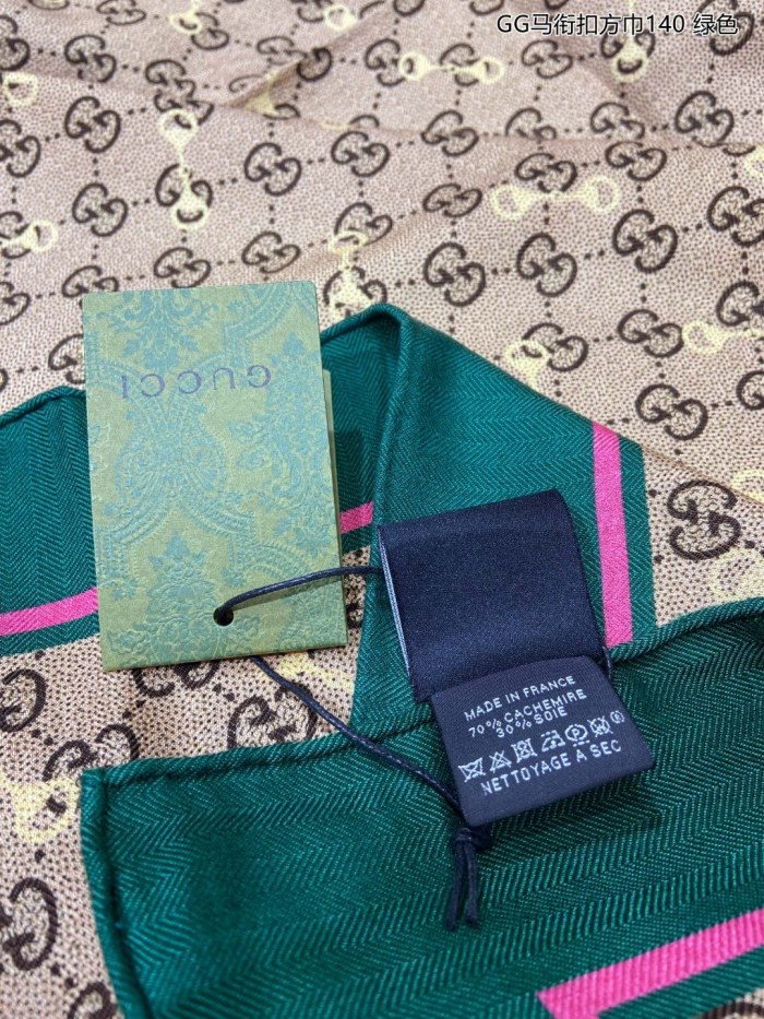 Streetwear Scarf GUCCI 325686 SIZE:140*140cm