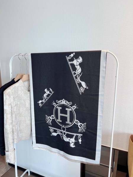 Streetwear Scarf Hermes  325852