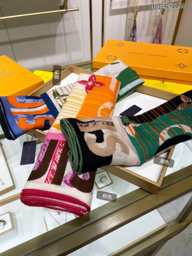 Streetwear Scarf LV 325681 SIZE:140*140cm