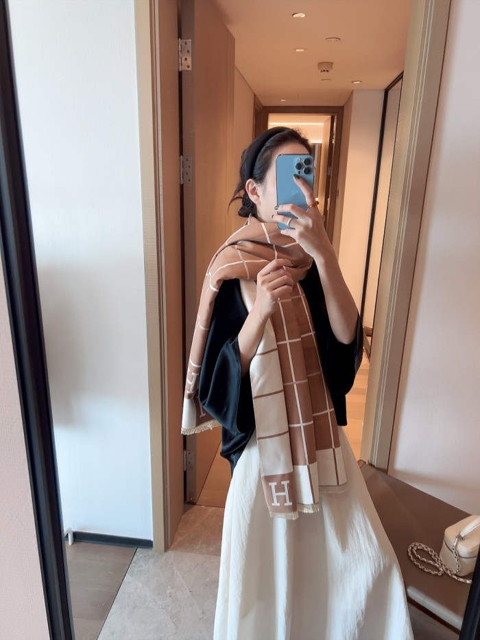 Streetwear Scarf Hermes   325844