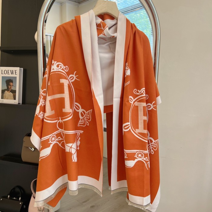 Streetwear Scarf Hermes   325850 size:180*65cm