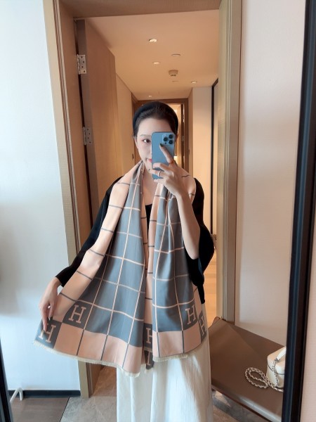 Streetwear Scarf Hermes   325843