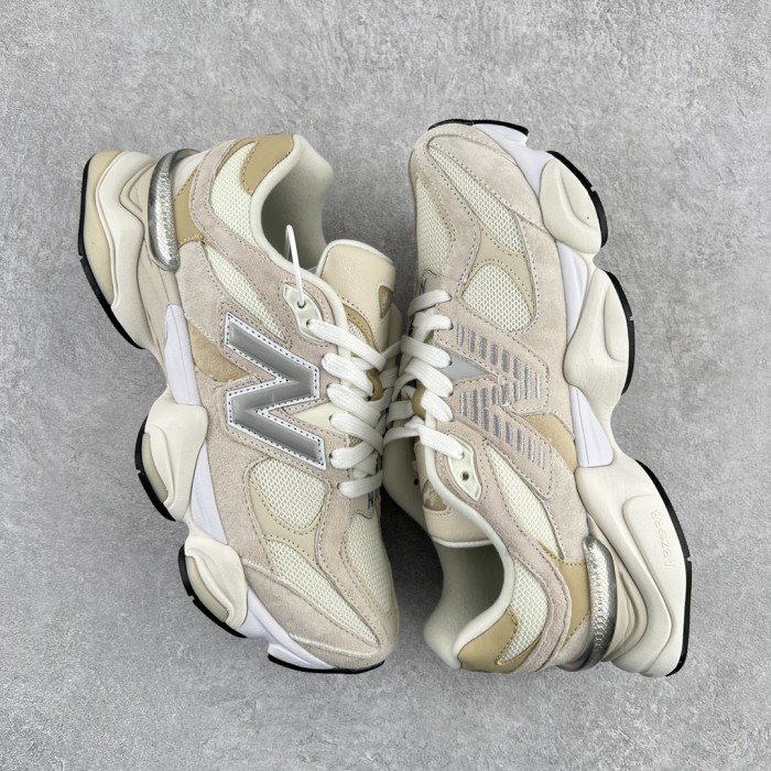 New Balance 9060 Moonbeam Sea Salt