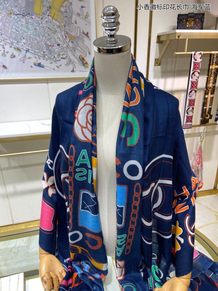 Streetwear Scarf CHANEL 325675 size：200*110cm