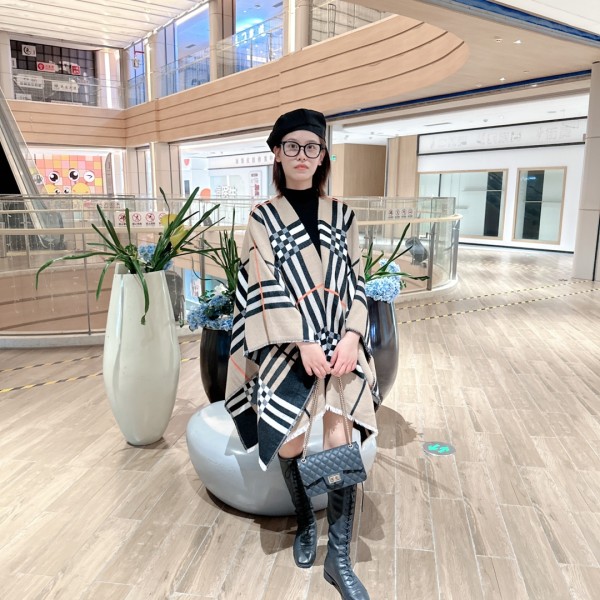 Streetwear Scarf BURBERRY 325819