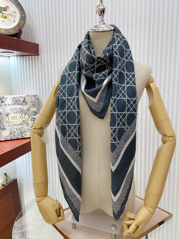 Streetwear Scarf Dior 325698 SIZE:140*140cm