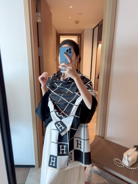 Streetwear Scarf Hermes   325844