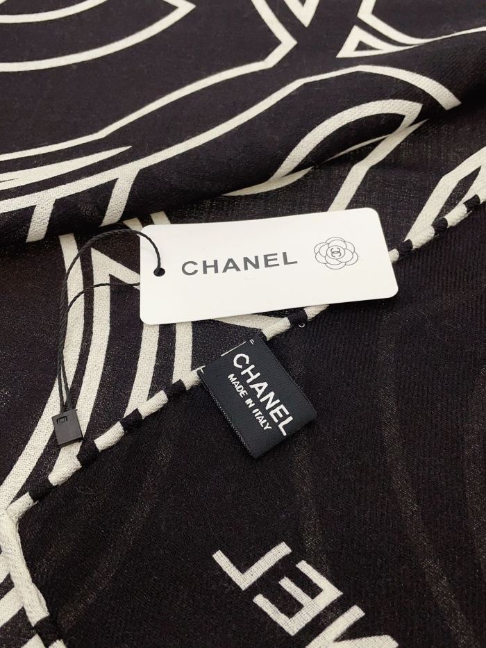 Streetwear Scarf CHANEL 325713 size：140*140cm