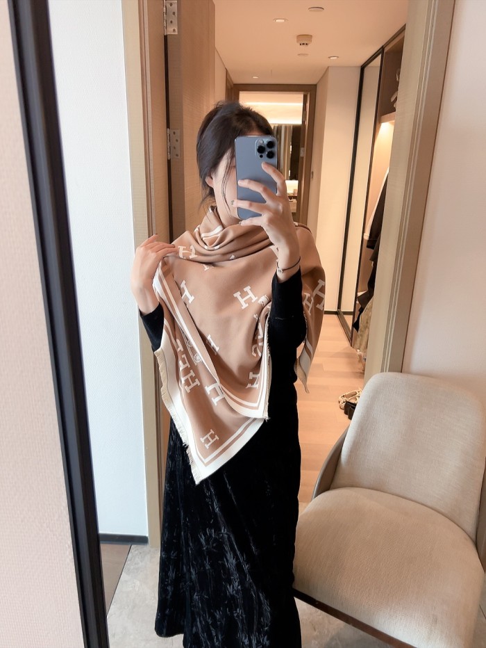 Streetwear Scarf Hermes   325847