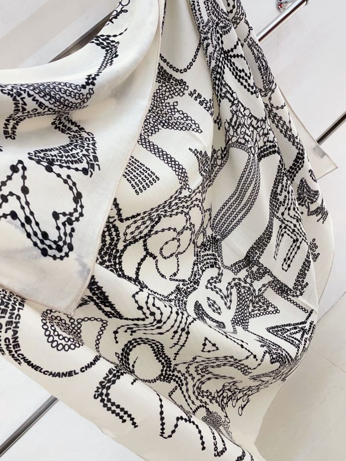 Streetwear Scarf CHANEL 325715 size：140*140cm