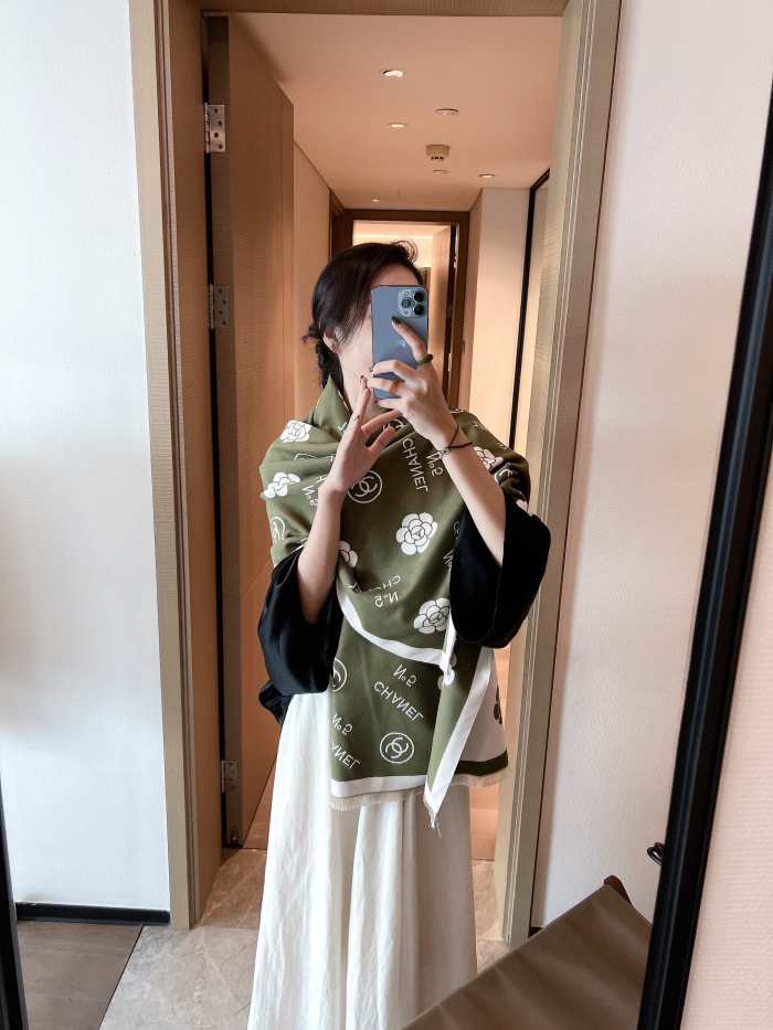 Streetwear Scarf CHANEL 325858 size：180*65cm