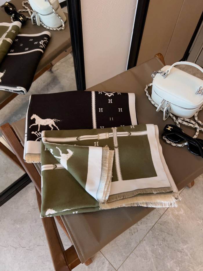 Streetwear Scarf Hermes   325838