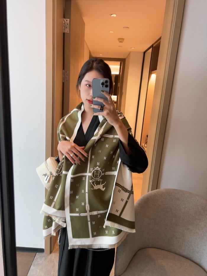 Streetwear Scarf Hermes   325838
