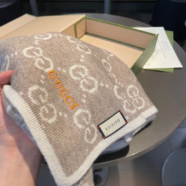 Streetwear Scarf GUCCI 325654 SIZE:30*180cm