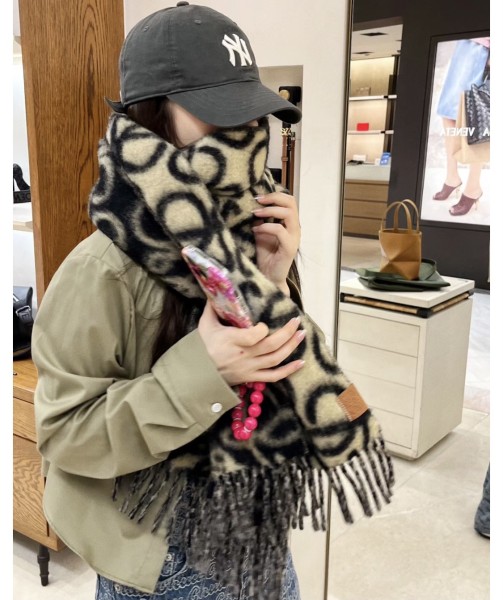 Streetwear Scarf Loewe 325634