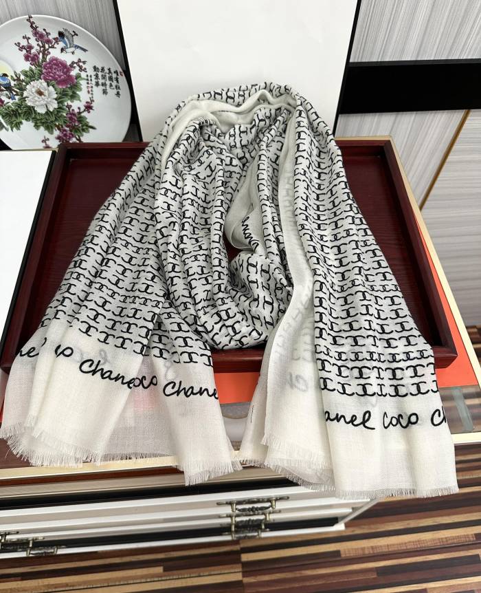 Streetwear Scarf CHANEL 325602 SIZE:100x200cm