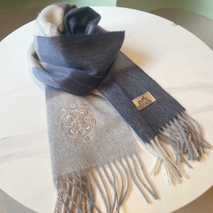 Streetwear Scarf Hermes   325599 size：30*180cm