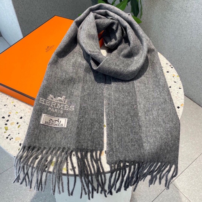 Streetwear Scarf Hermes   325625 size：32x200cm