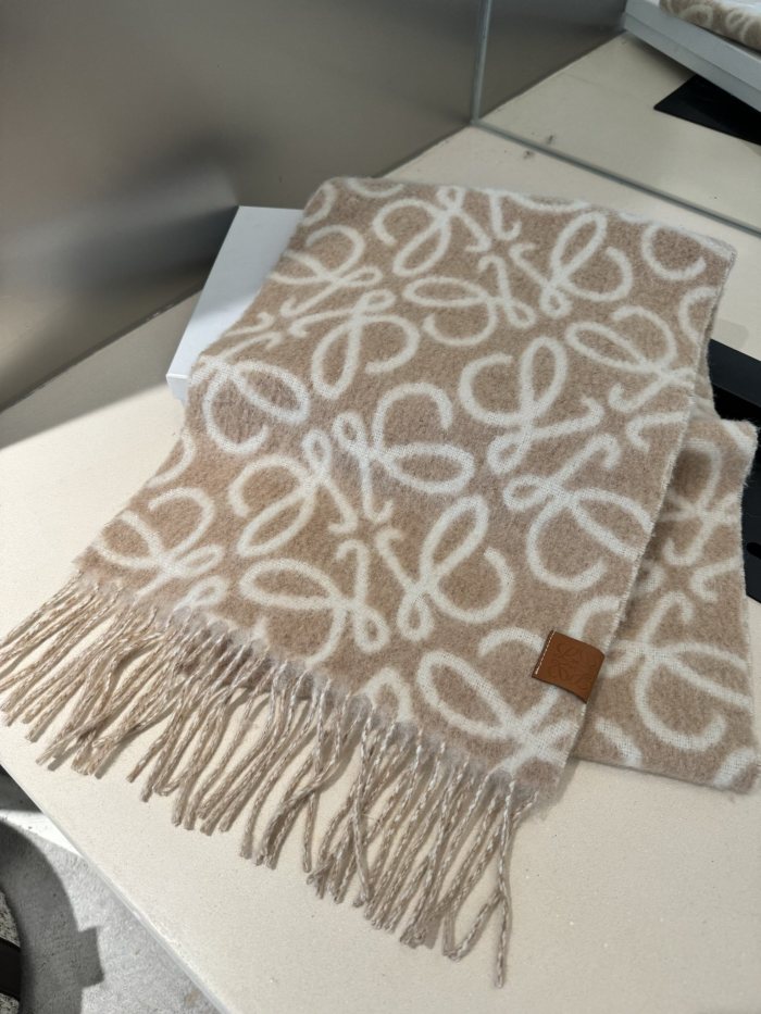 Streetwear Scarf  Loewe 325633
