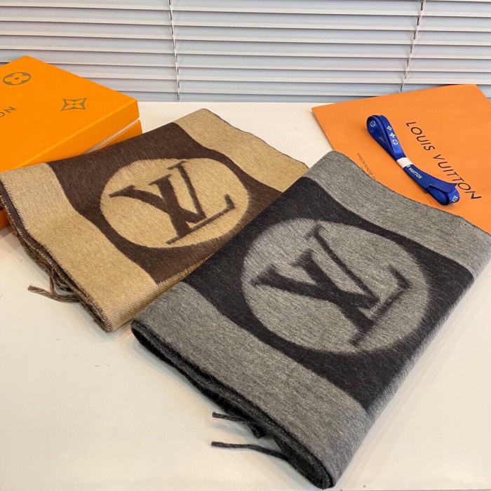 Streetwear Scarf LV 325609 SIZE:35*200cm