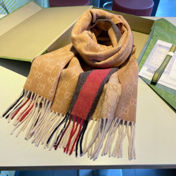 Streetwear Scarf GUCCI 325615 SIZE:32*180cm