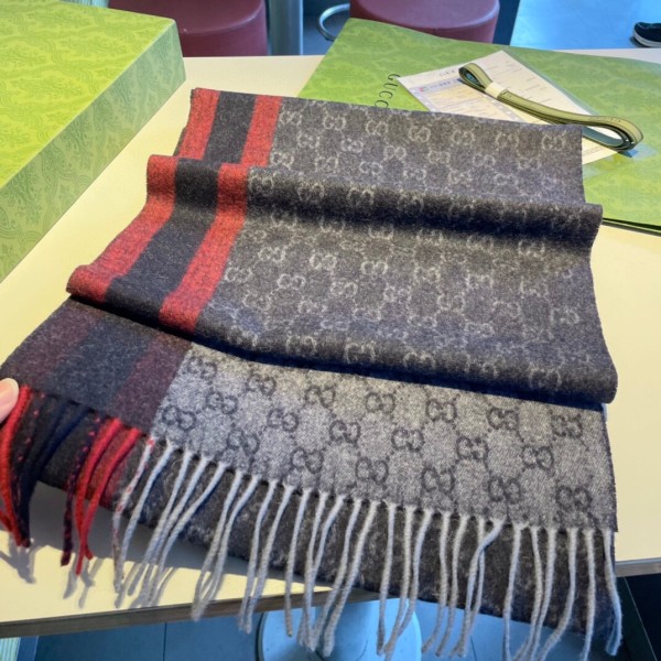 Streetwear Scarf GUCCI 325616 SIZE:32*180cmcm