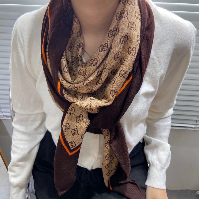 Streetwear Scarf GUCCI 325578 SIZE:140*140cm