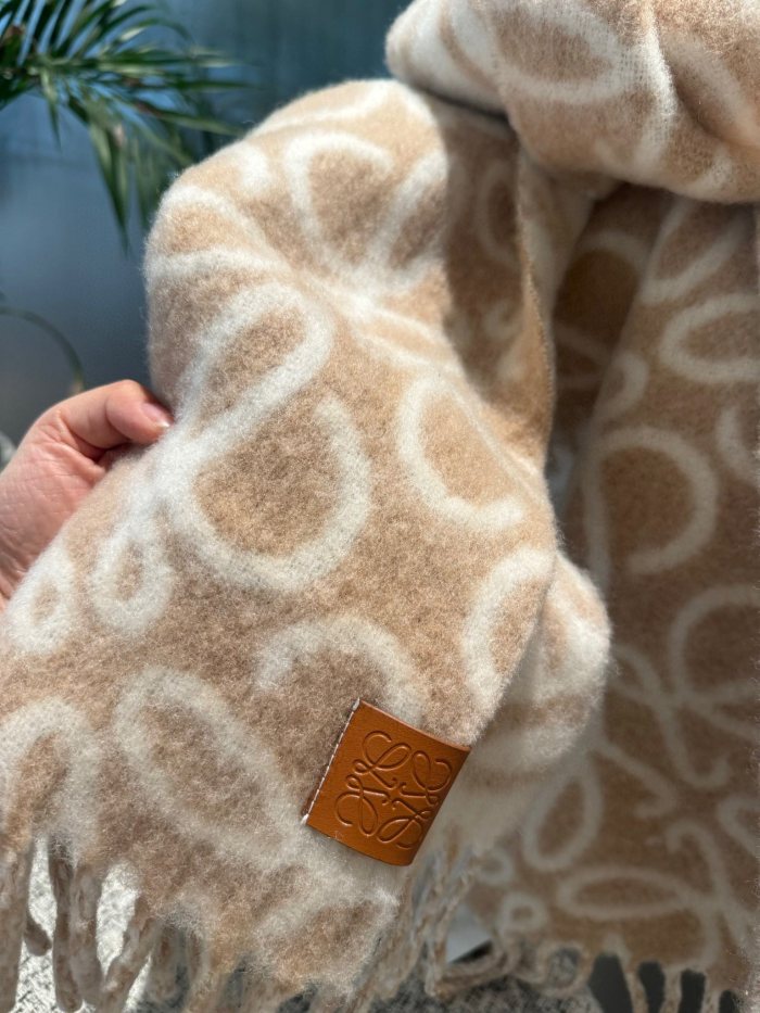 Streetwear Scarf  Loewe 325633