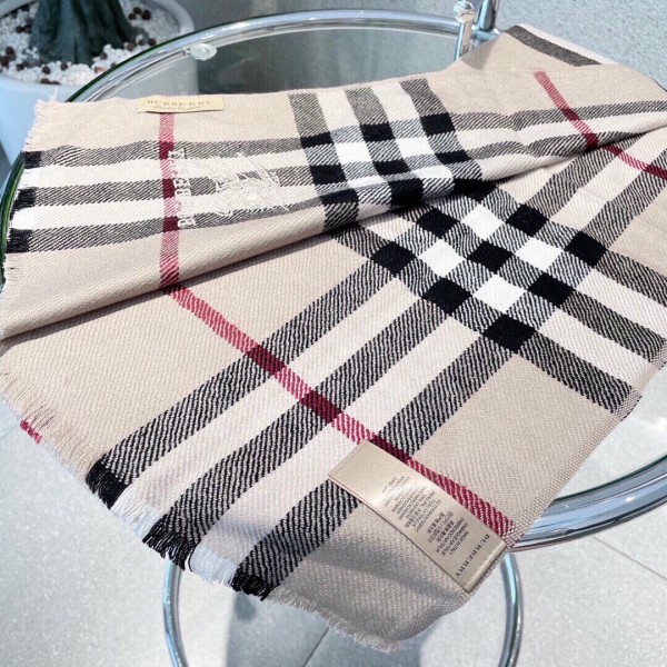 Streetwear Scarf BURBERRY 325621 size：180*32cm