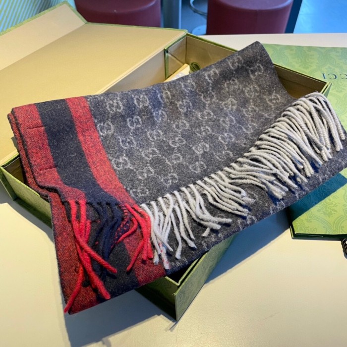 Streetwear Scarf GUCCI 325616 SIZE:32*180cmcm