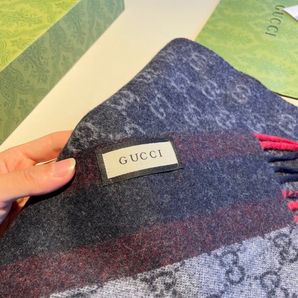Streetwear Scarf GUCCI 325616 SIZE:32*180cmcm