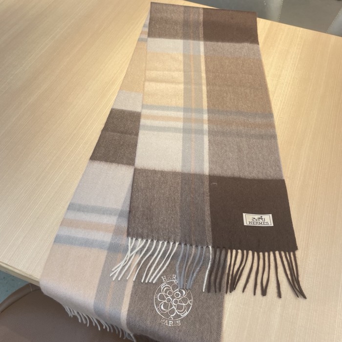 Streetwear Scarf Hermes   325598 size：30*180cm