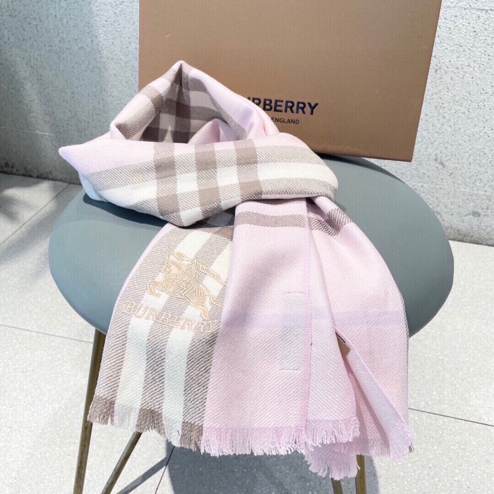 Streetwear Scarf BURBERRY 325619 size：180*32cm